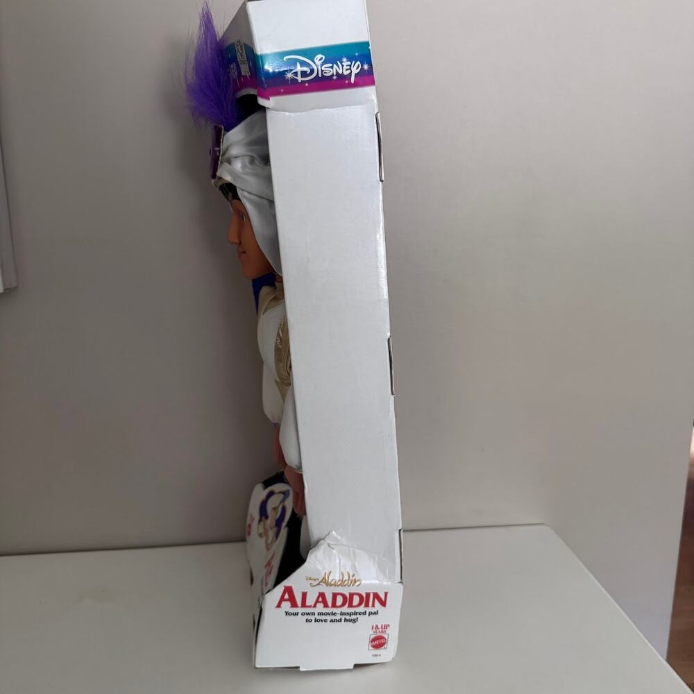 Vintage Disney Aladdin Plush Doll by Mattel Movie Inspired Pal New in Box 10914 - Picture 5 of 9